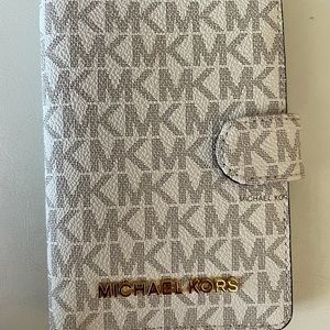 Michael Kors Passport Holder NWOT
